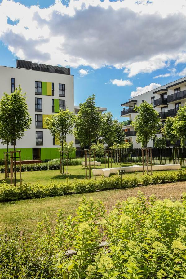 First -- Green Zoliborz Apartment 2 Varsóvia Exterior foto